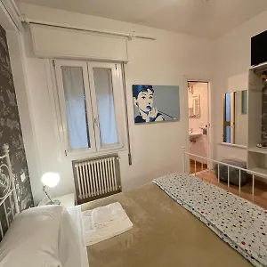 Madam 3*, Treviso Włochy